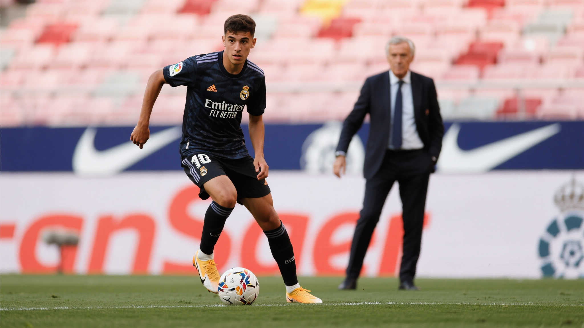 己的得分能 己的得分能